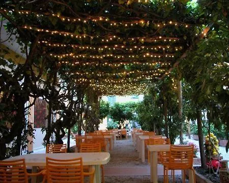 Lavagnese Hotel 2*